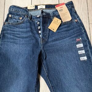 NWT Women’s Levi’s 501 Curve Stretch Jeans 28x30